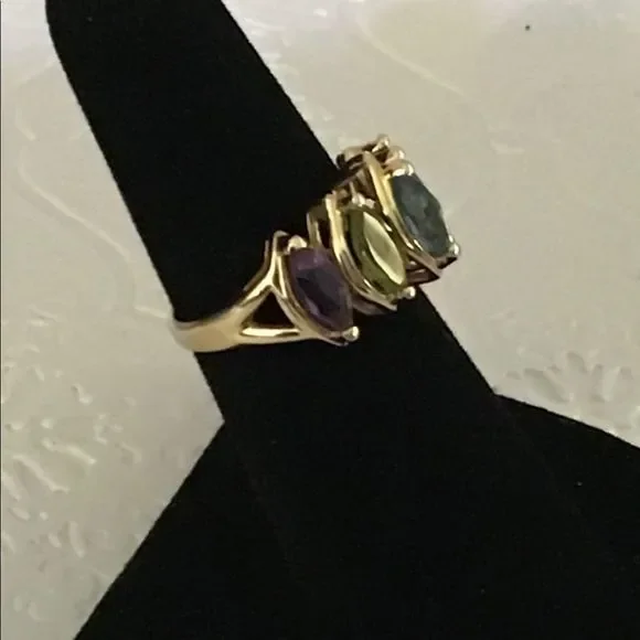 14K Gold ring with 5 marquis shaped‎ gemstones
